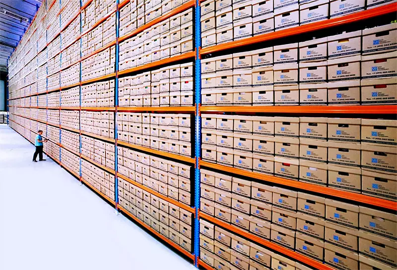 Правила организации архивного хранения 2015. Архивное хранение. Архивная система хранения. Бокс для хранения документов. Архивное хранение документов.